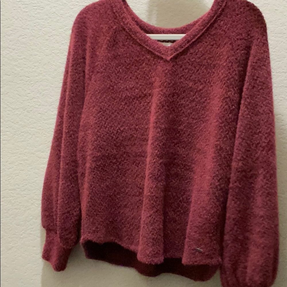 V-neck cropped sweater